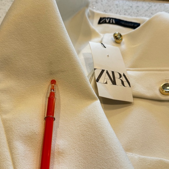 New Women’s White Blazer Jacket Size Small Quiet Luxury Boardroom Chic Office - Picture 10 of 11